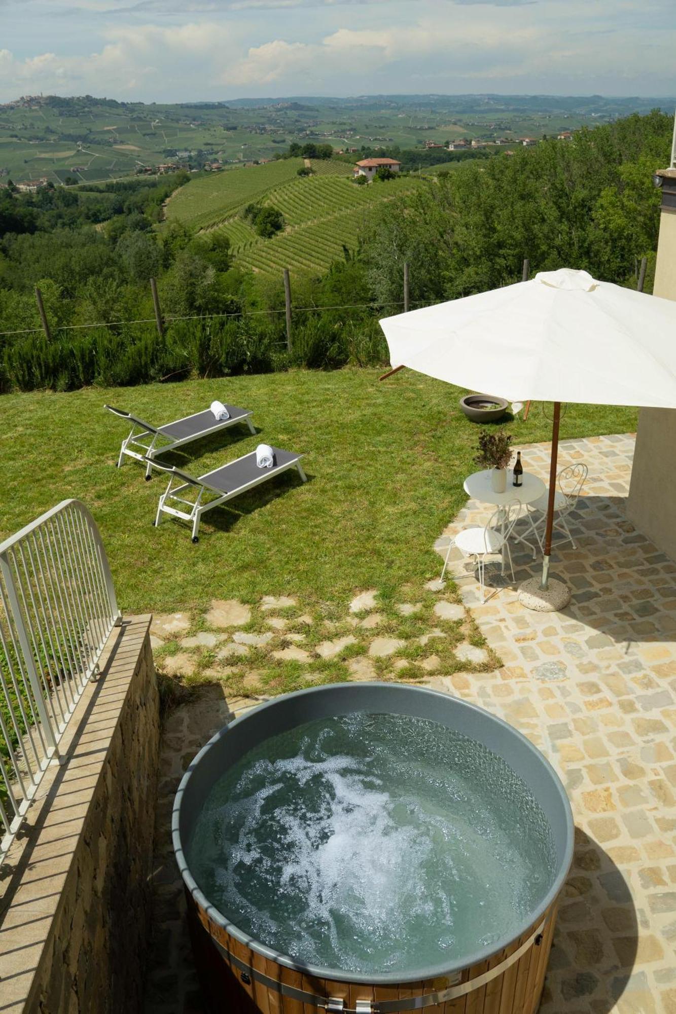 I Ciabot Di Monforte Monforte D'Alba Exterior photo